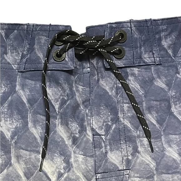 NWT Columbia Men's PFG Offshore ll Board Shorts Swim UPF 50 9" Size 42 Blue - Picture 3 of 7
